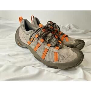 Teva Spider Sneakers Women's 7.5 Beige Lace Up Outdoor Hiking Athletic Shoes